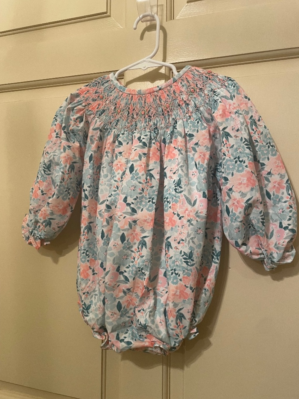 NWT Busy Bee Smocks Floral Smocked Longsleeve Bubble 3T